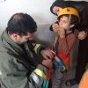 سقوط کودکی در چاه  | عکس از : حمید چنارانی