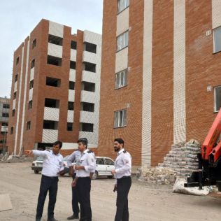 آتش نشانی نیشابور - بازدید ایمنی کارشناسان آتش نشانی از مراحل نهایی طرح نهضت ملی مسکن در نیشابور آتش نشانی نیشابور - بازدید ایمنی کارشناسان آتش نشانی از مراحل نهایی طرح نهضت ملی مسکن در نیشابور