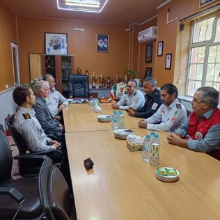 آتش نشانی نیشابور - دیدار مدیران آتش نشانی با ربیس اداره ورزش و جوانان به مناسبت هفته تربیت بدنی و ورزش آتش نشانی نیشابور - دیدار مدیران آتش نشانی با ربیس اداره ورزش و جوانان به مناسبت هفته تربیت بدنی و ورزش