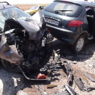 آتش نشانی نیشابور - تصادف دو خودرو سواری درجاده حادثه