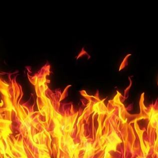 آتش نشانی نیشابور - آتش سوزی انبار کارخانه روغن نباتی مهار شد