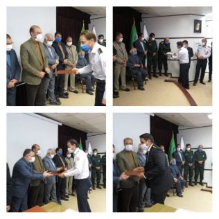 آتش نشانی نیشابور - برگزاری مراسم گرامیداشت روز آتش نشان در سالن شهید آوینی شهرداری