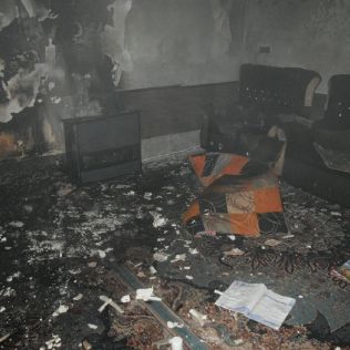 آتش نشانی نیشابور - آتش سوزی منزل مسکونی مهار شد 