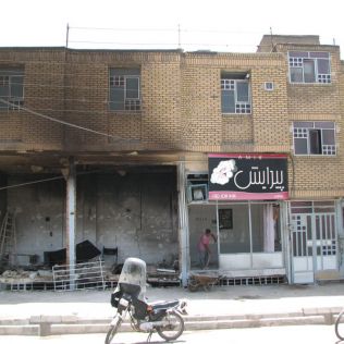 آتش نشانی نیشابور - انفجار گاز در یک کارگاه مبل سازی