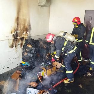 آتش نشانی نیشابور - نجات جان یک خانواده 4 نفره از میان دود و آتش 