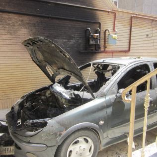 آتش نشانی نیشابور - خودرو پژو 206 دچار آتش سوزی شد