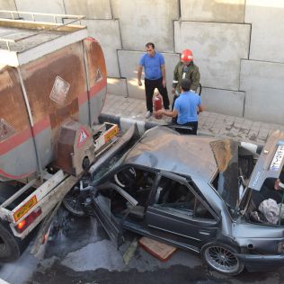 آتش نشانی نیشابور - بی احتیاطی چهار خودرو را در هفته گذشته به کام حادثه فرو برد