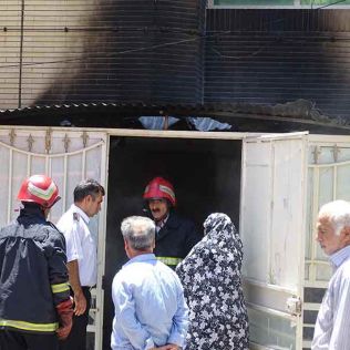 آتش نشانی نیشابور - آتش بازی کودکان منزل را به آتش کشید