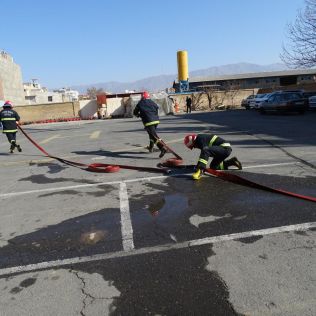 آتش نشانی نیشابور - روزی پر هیجان برای آتش نشانان