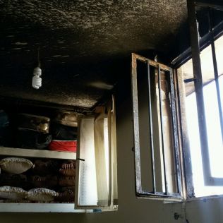 آتش نشانی نیشابور - آتش نشانان آتش سوزی دو منزل مسکونی را مهار کردند